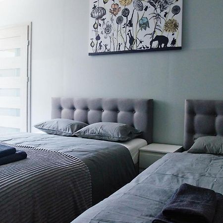 Apartamenty Finska גדינייה מראה חיצוני תמונה